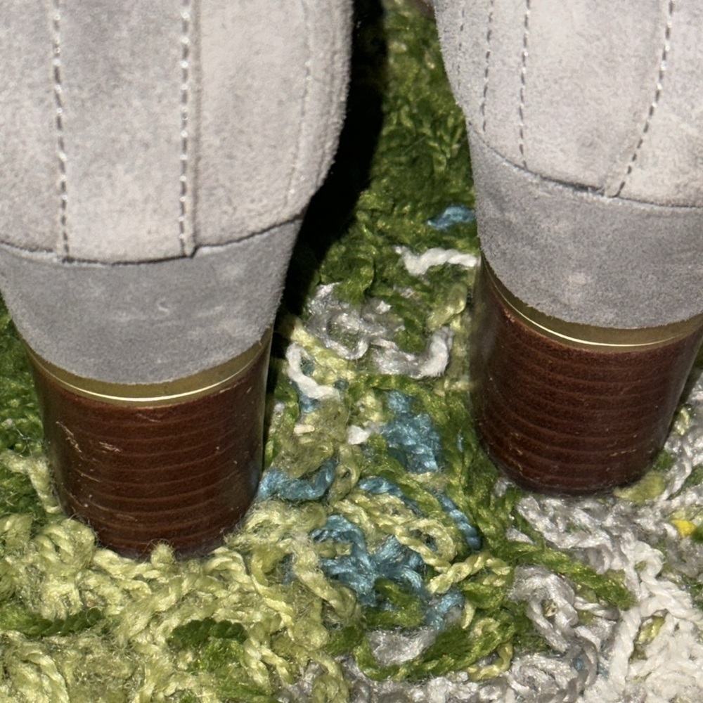 Lucca Lane Jadia Ankle Boots Grey Suede Leather size 8 M - Picture 8 of 13